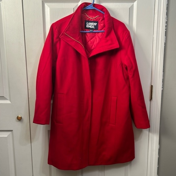 Lands End coat. Red. Zip up. Wool blend. size 16W/P - Picture 1 of 6